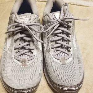 Brooks Ghost 10